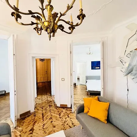 Sada Art Gallery Daire